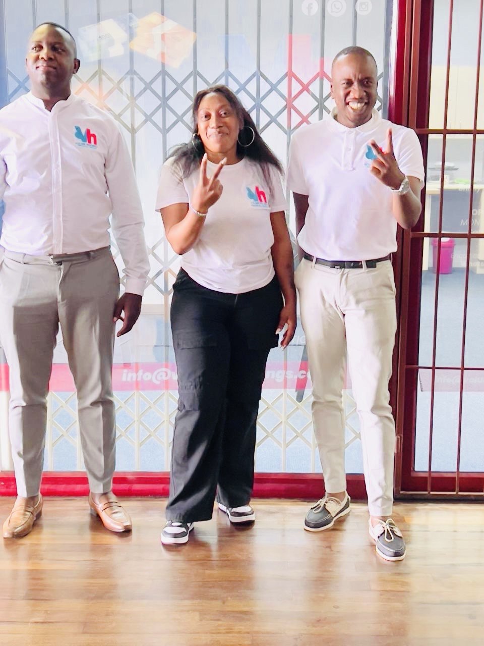 photo_6028161993971713800_y